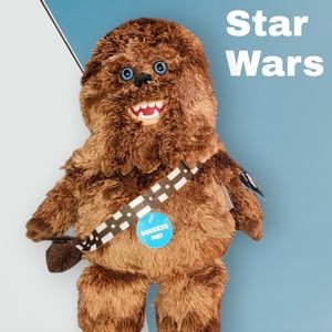 Toy, stuffed and talks: Star Wars stuffy Chewbacca